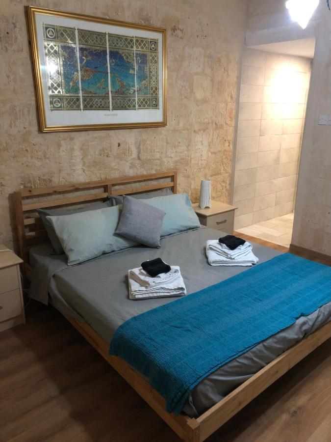 Floriana Cosy Townhouse Apartamento Exterior foto