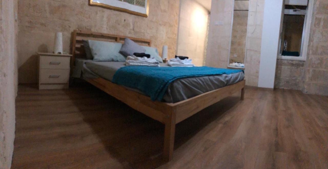 Floriana Cosy Townhouse Apartamento Exterior foto